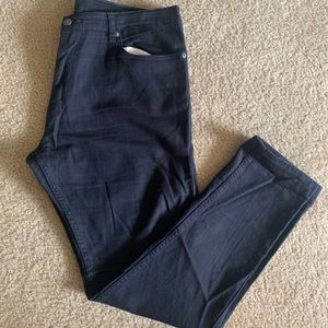 Levis 512